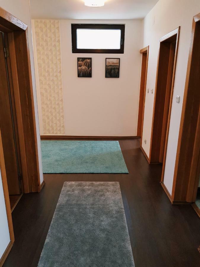 Apartament Ferdinand Sinaia Esterno foto